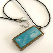 Load image into Gallery viewer, Poured Resin Necklace
