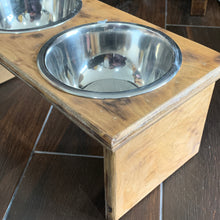 Load image into Gallery viewer, Raised Dog Feeding Dish 6.5&quot;