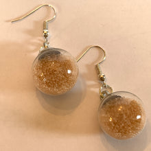 Load image into Gallery viewer, Sand Globe Earrings Pink