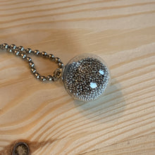 Load image into Gallery viewer, Sand Globe Necklace Silver