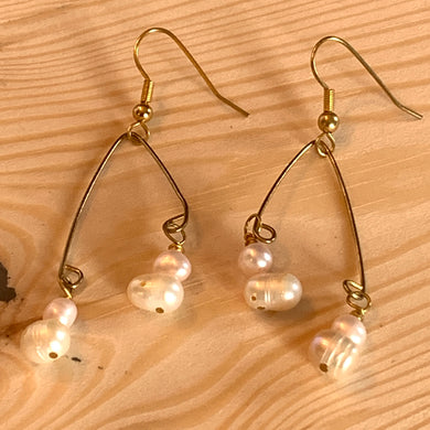 Freshwater Pearl Balance Earrings - Pink & Natural