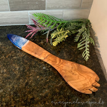 Load image into Gallery viewer, Olive Wood Utensil Beach Art