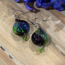 Load image into Gallery viewer, Purple &amp; Green Bubble Glass Earrings